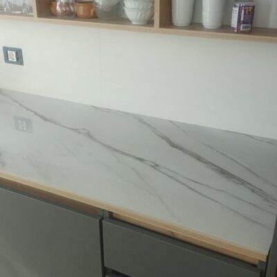 bench and splashback